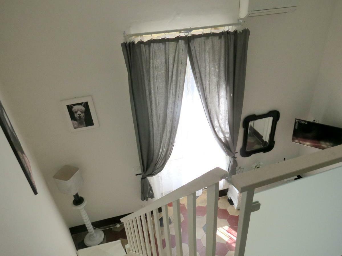 A Casa Del Reuccio Appartement Catánia Buitenkant foto
